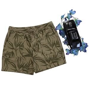 Lands' End NWT Khaki Palm Pull On Shorts Men Various